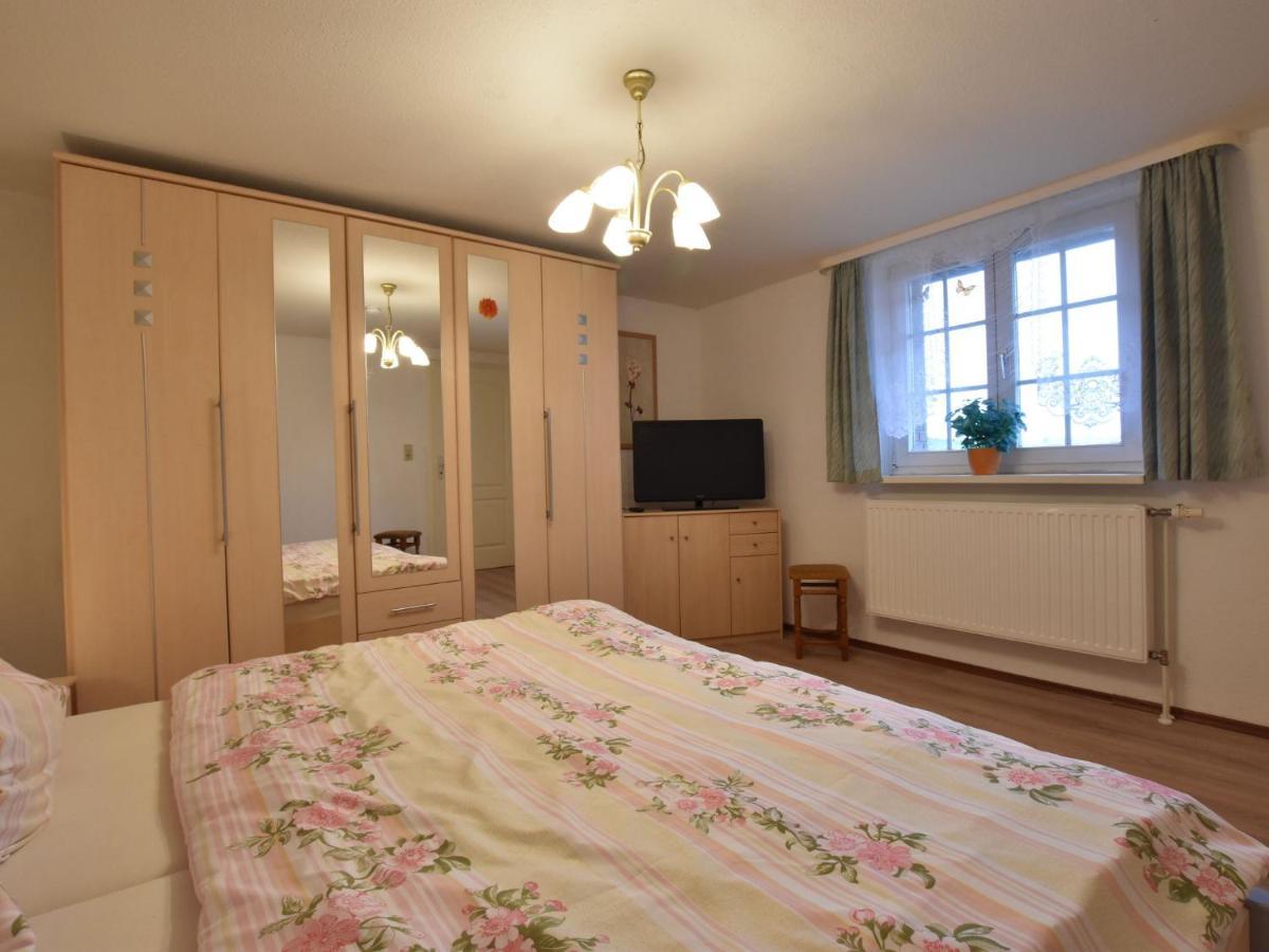Classy Apartment In Boltenhagen With Terrace Eksteriør billede